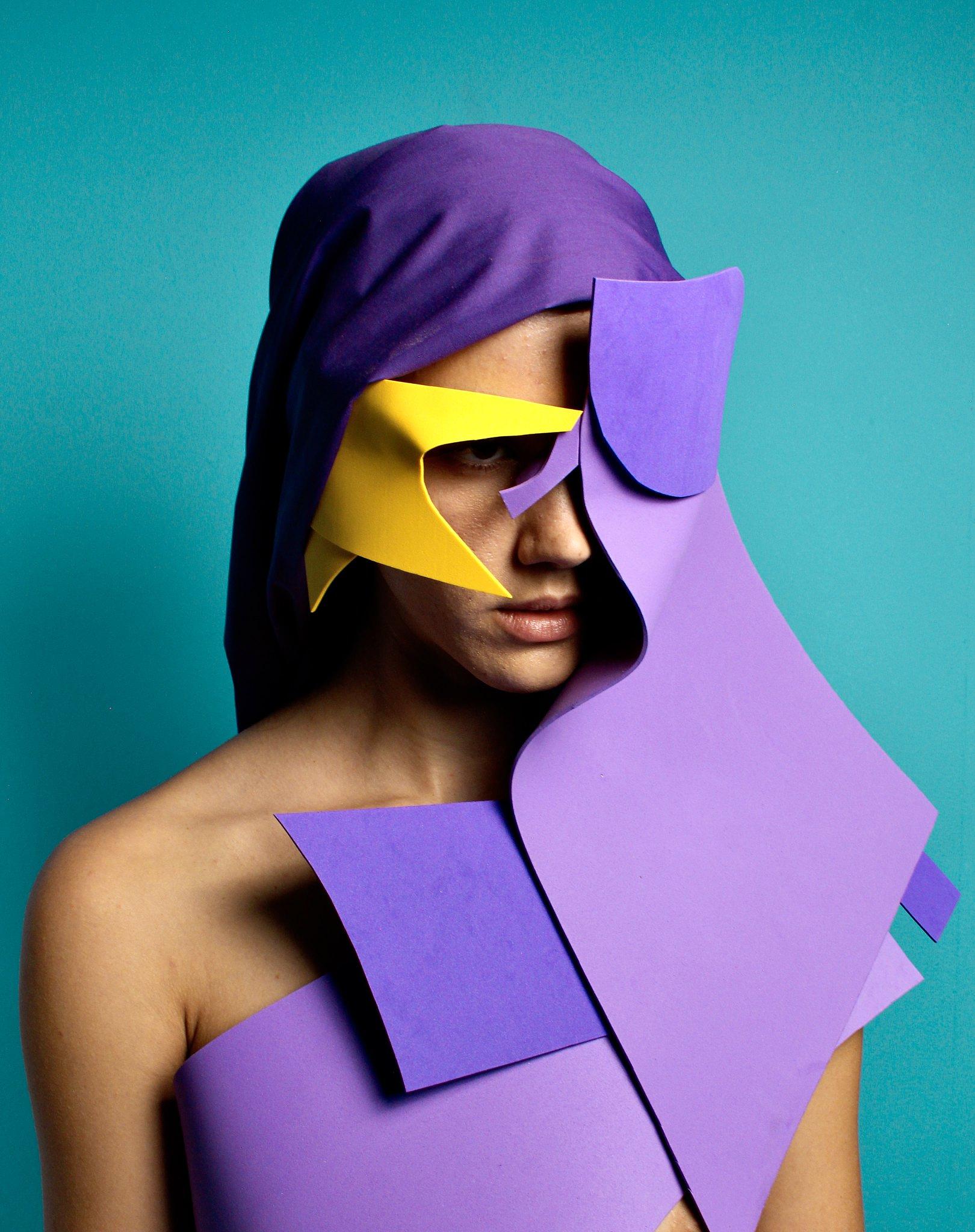 Neo-Band Inspired by Richard Serra